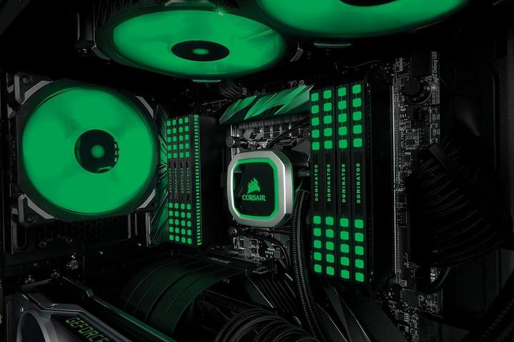 Produktbild Corsair Dominator Platinum RGB (2 x 8GB, 3200 MHz, DDR4-RAM, U-DIMM)