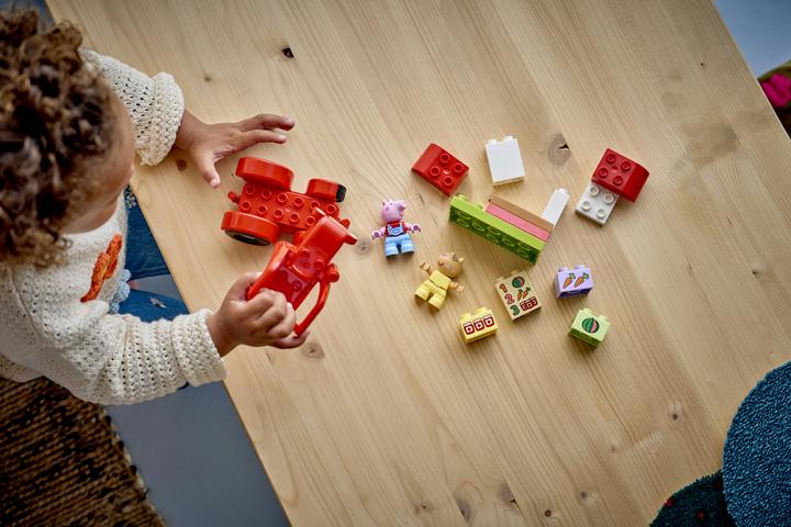 Immagine prodotto LEGO Trattore e bancarella