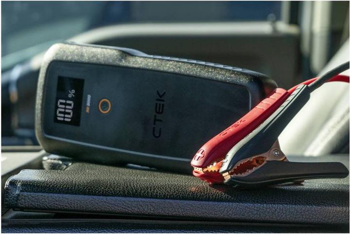 Actual product image Ctek Booster RB 3000