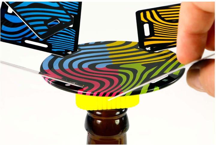 Actual product image 999Games Spielkarten Vs. Schwerkraft