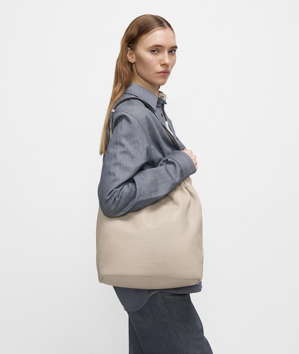 Produktbild Liebeskind Berlin Hobo Geräumige Hobo-Bag aus natürlich genarbtem Leder