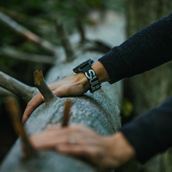 Produktbild Suunto 9 Baro Titanium Ambassador Edition + Silicone Strap (50 mm)