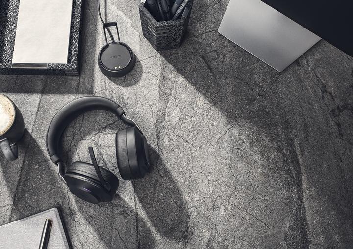 Actual product image Jabra Evolve2 85 (Wireless, Cable, USB-A)