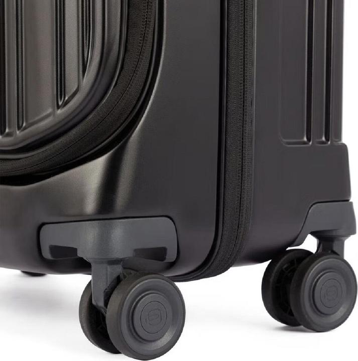 Actual product image Piquadro PQ-Light (40 l)