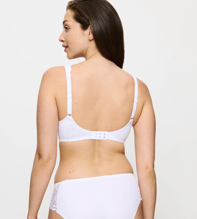 Actual product image Triumph Stellina W (75 D, Single pack)