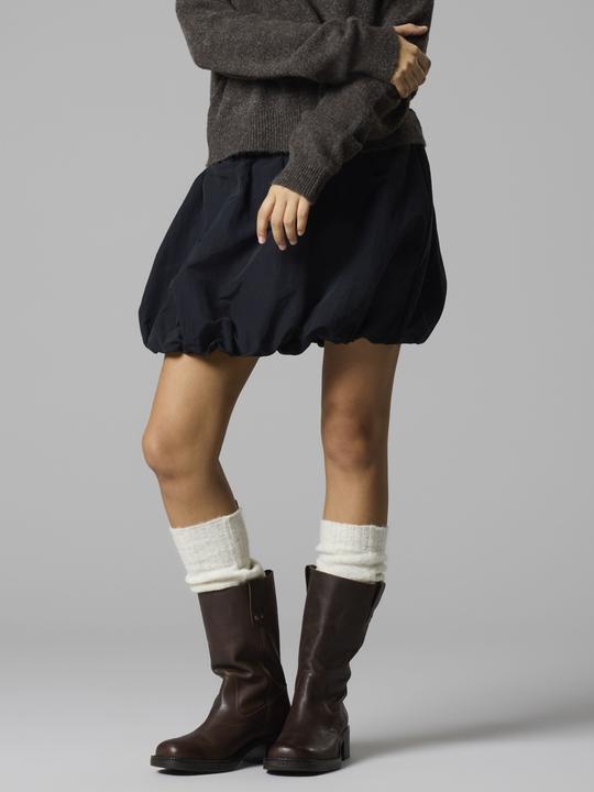 Actual product image Lmtd Balloon Rock (152)