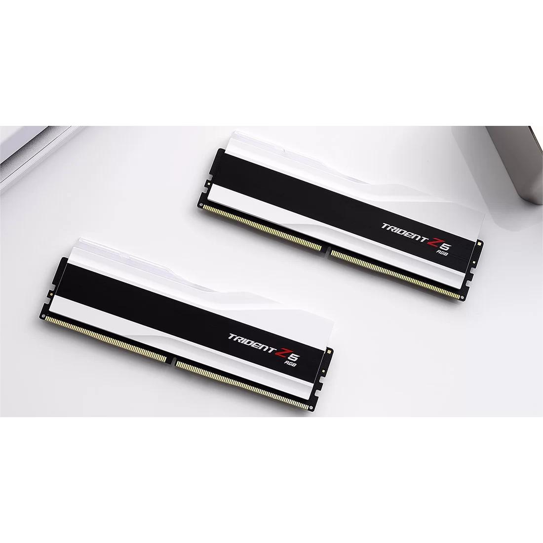 Thumbnail - G.Skill Trident Z5 RGB (2 x 24GB, 8200 MHz, DDR5-RAM, DIMM), RAM, Weiss
