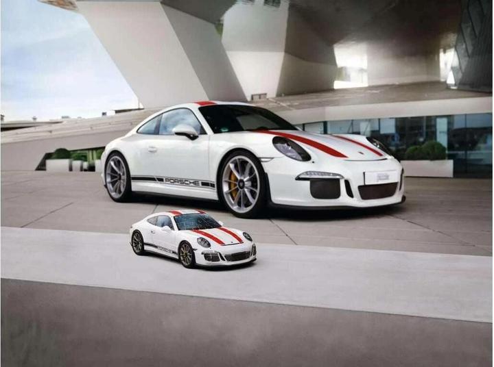 Immagine prodotto Ravensburger 3D - Porsche 911R (108 pezzi)