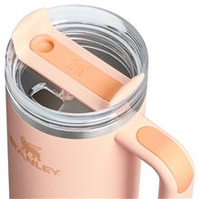 Actual product image Stanley Quencher FlowState 0.89l orange cream (0.89 l)