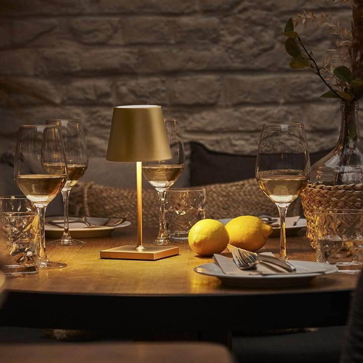 Immagine prodotto Sigor Lampada da tavolo ricaricabile Nuindie USB-C mini 25cm color oro 2,2W FlexMood 2200K/2700K IP54 (98.50 lm)