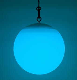 Actual product image Schwaiger 660173 Solar Hängelampe Kugel-Leuchte (50 lm, IP44)