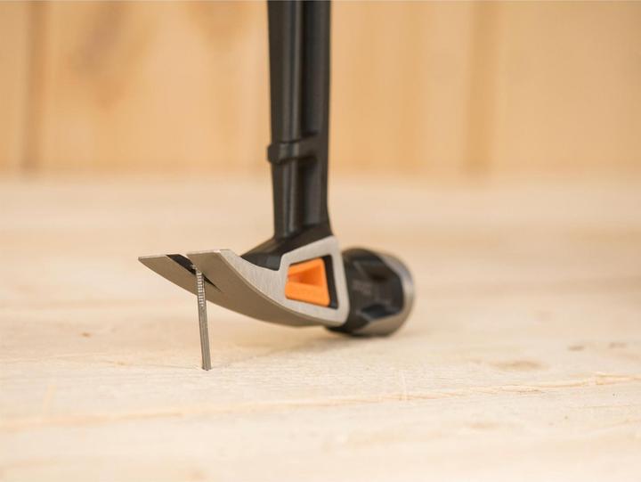 Image du produit Fiskars Marteau Isocore à usage général 570g (20oz) (570 g)