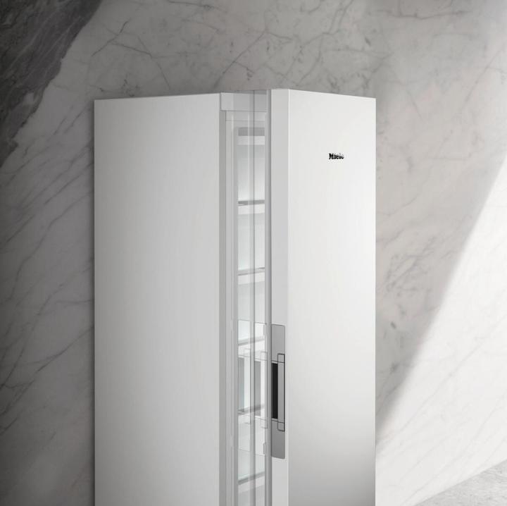 Produktbild Miele FN 4874 C (Freistehend, 278 l)