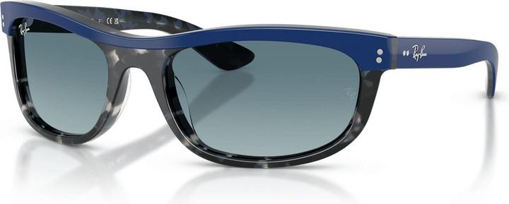 Blau auf Havana, Blau Verlaufstönung Grau