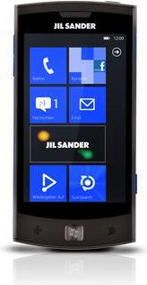 LG E906 - Jil Sander Mobile - Black (16 GB, 3.80", 3G)