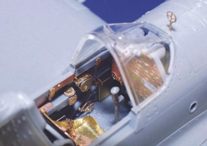 Immagine prodotto Eduard P-40E Warhawk per kit Hasegawa