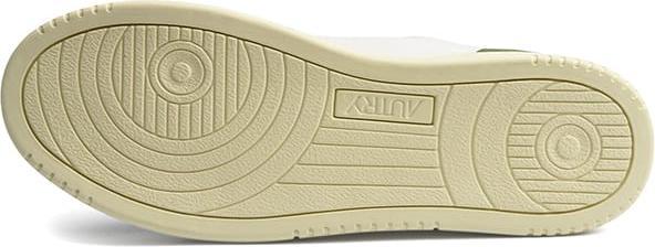 Actual product image Autry Medalist Low Man (41)