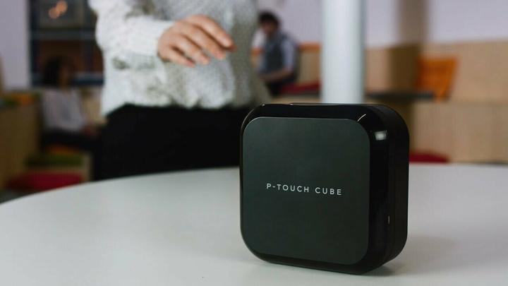 Actual product image Brother P-Touch Cube Plus PT-P710BT