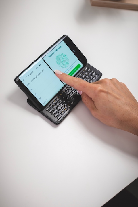 Actual product image F(x)tec Pro1 (128 GB, Black, 5.99", Dual SIM + SD, 12 Mpx, 4G)
