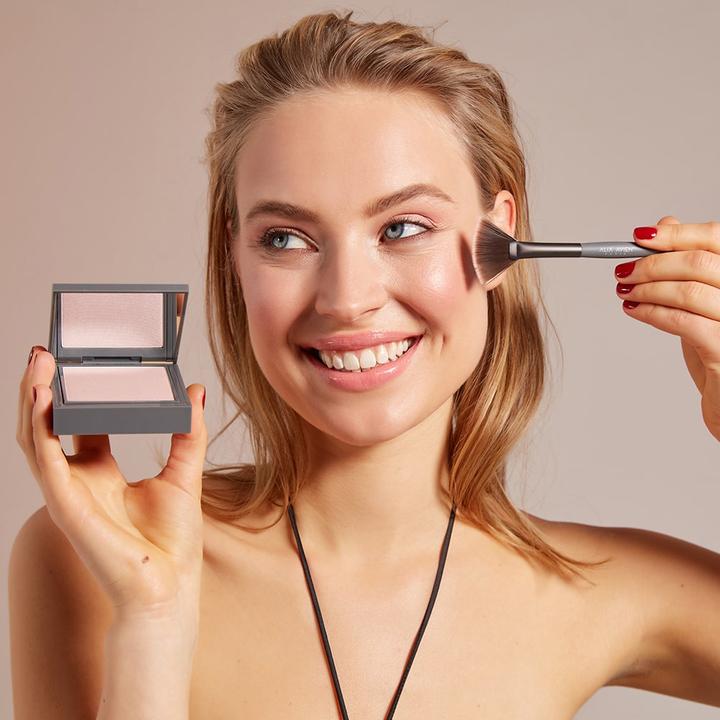 Actual product image Alix Avien PH02 (Gold, Highlighter, 10 g)