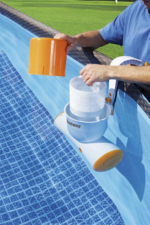 Produktbild Bestway Skimatic™ 2-in-1 Einhängeskimmer/Filterpumpen-Kombination 3.974 l/h, 73 W