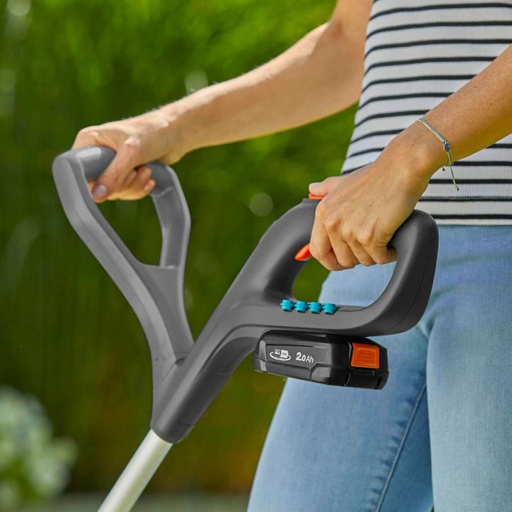 Actual product image Gardena SmallCut 23 18V P4A solo (Plastic knives)