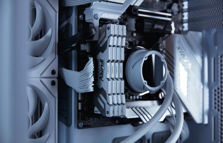 Image du produit Kingston FURY Renegade (2 x 16GB, 6000 MHz, RAM DDR5, DIMM)