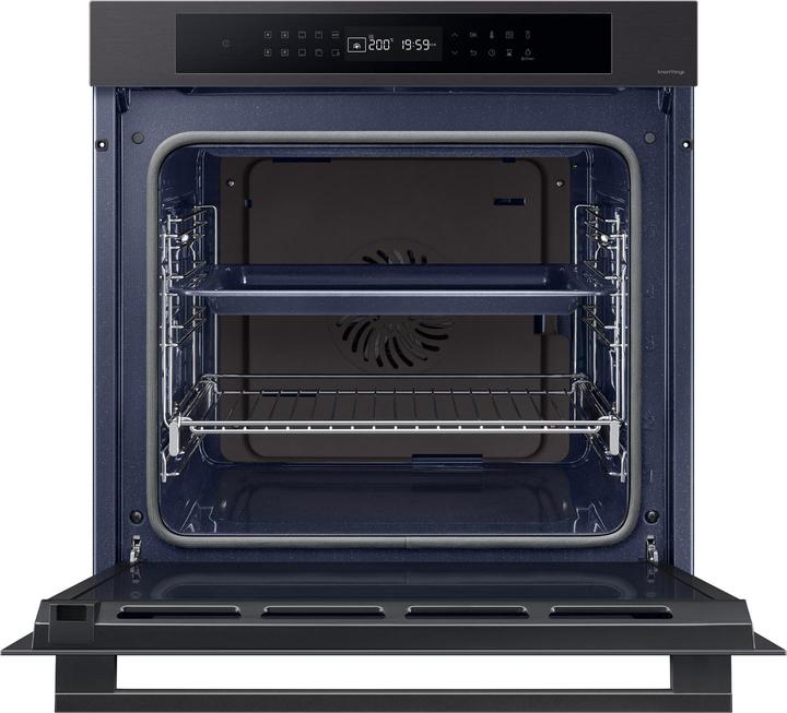 Actual product image Samsung NV7B4040VBB Built-in Multifunction Oven 4 Series 76 L A+ Black Inox