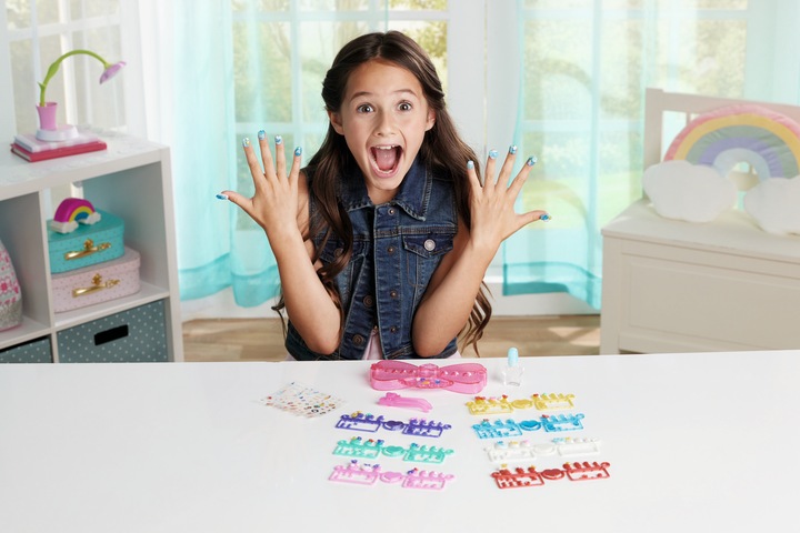 Actual product image Aquabeads Disney Princesses Nail Studio