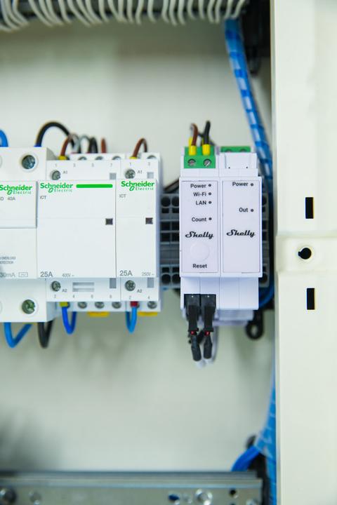 Actual product image Shelly 3EM-63T Gen3 (flat terminal model)