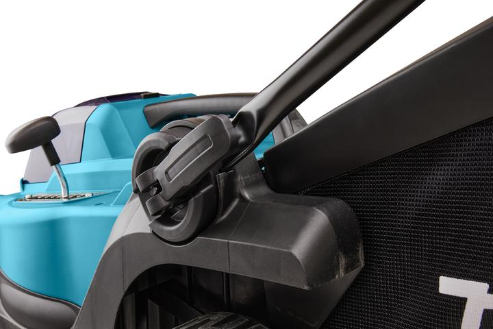 Actual product image Makita DLM330RT (Rechargeable battery operated)