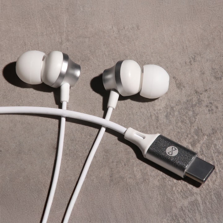 Actual product image Forever wired earphones EP-02 USB-C white (Cable)