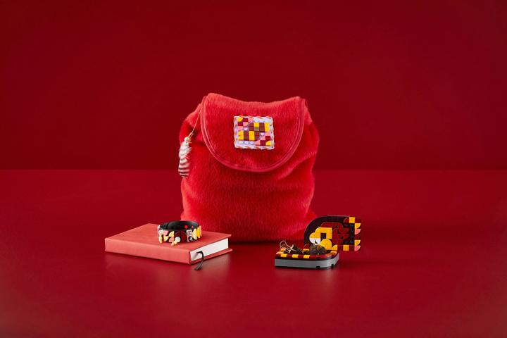 Produktbild LEGO Hogwarts Zubehörset (LEGO Dots)