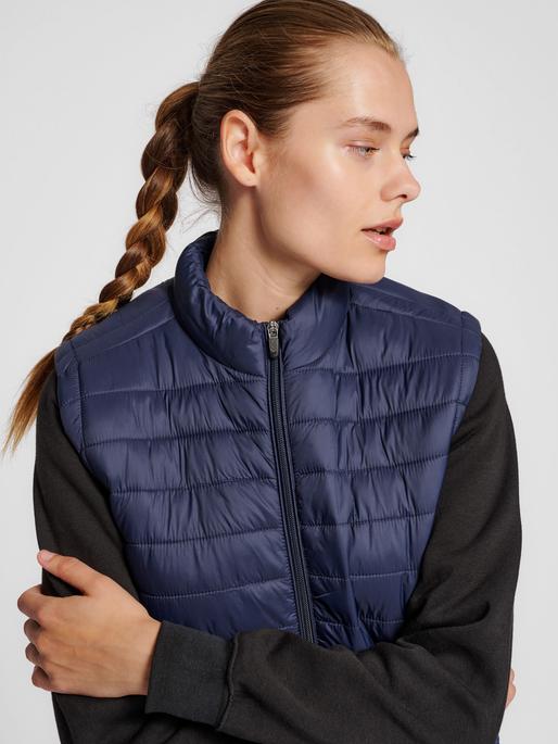 Image du produit hummel Rouge Matelassé Waistcoat Woman (XS)