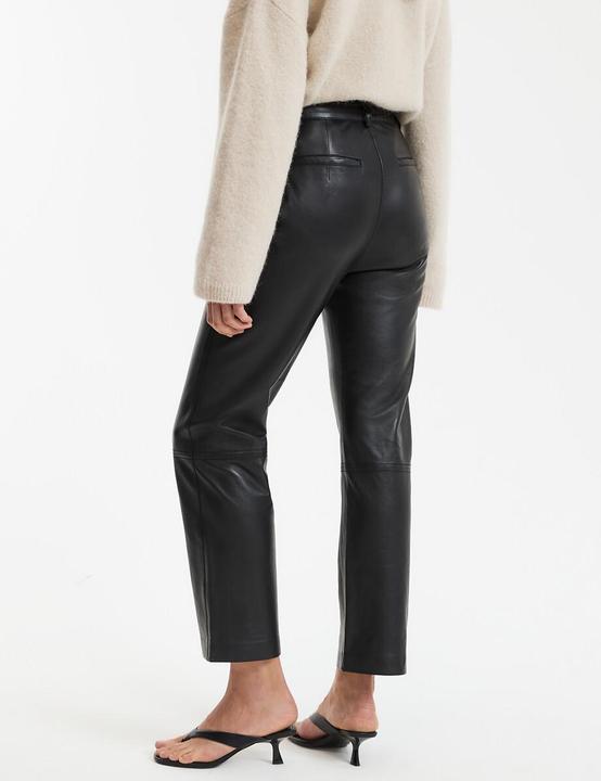 Actual product image La Redoute Collections Gerade geschnittene Hose aus Schafsleder (36)