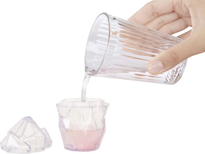 Actual product image MGA Rainbow High - Amaya