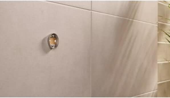 Produktbild tesa MOON WHITE Toilettenrollenhalter inkl. Klebelösung ohne Bohren