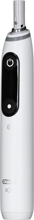 Actual product image Oral-B iO6 Series (Oscillating toothbrush)