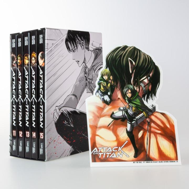Produktbild Attack on Titan, Bände 11-15 im Sammelschuber mit Extra (Deutsch, Hajime Isayama, 2016)
