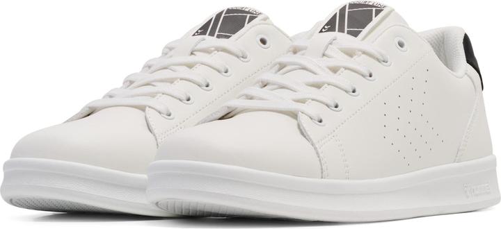 Actual product image hummel Court Line (43)