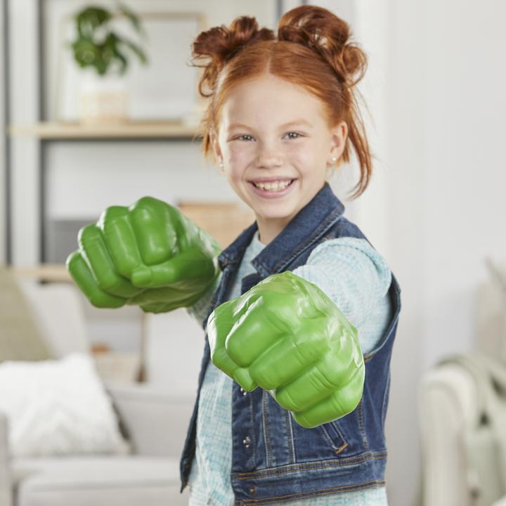 Actual product image Hasbro Avengers Hulk Gamma Smash Fists Fists