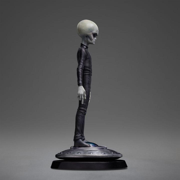 Produktbild Iron Studios I want to Believe Art Scale Statue 1/10 Alien Grey 21 cm