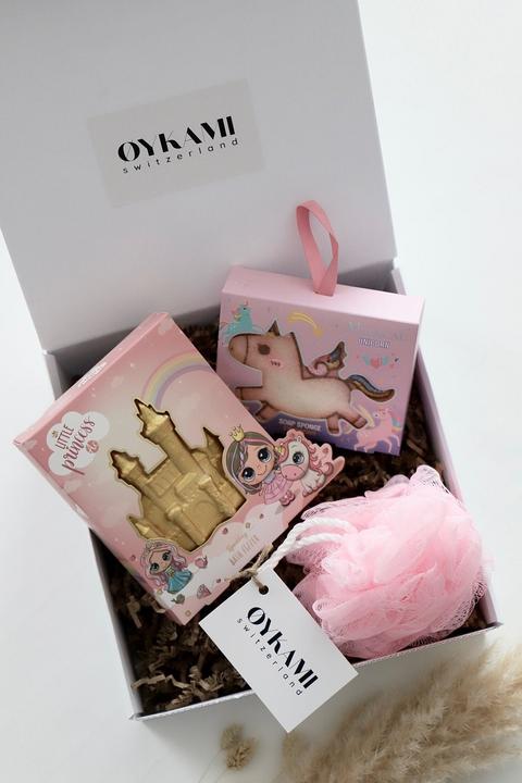 Immagine prodotto Oykami Geschenkbox Mädchen "Schloss und Einhorn"