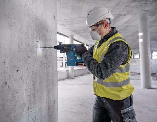 Produktbild Bosch Professional GBH 18V-24 C (solo. L) (Akkubetrieb)