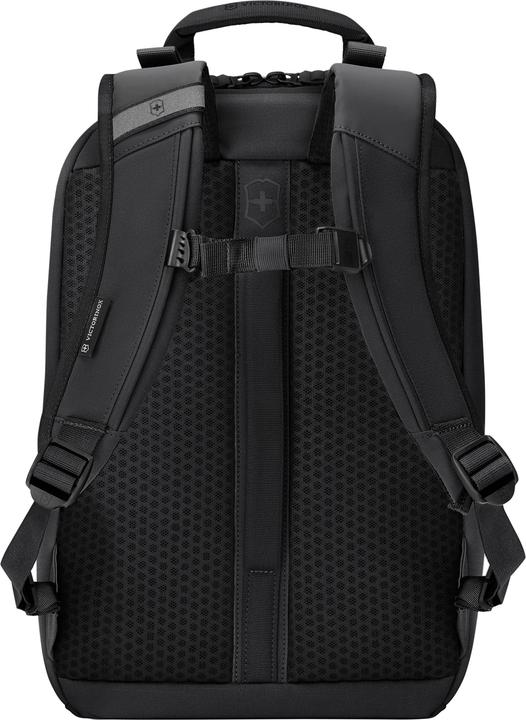 Actual product image Victorinox Touring 2.0, City Daypack, Black (17 l)