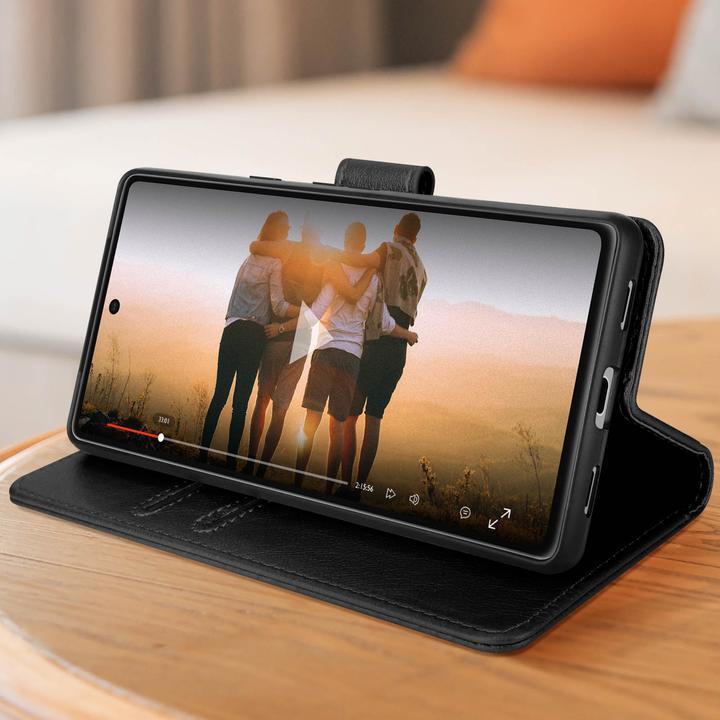 Actual product image Avizar Chesterfield Series (Google Pixel 7a)