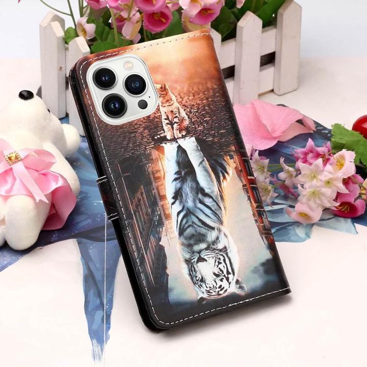 Actual product image Cover-Discount iPhone 15 Pro Max - Leather Case Cover Cat (Apple iPhone 15 Pro Max)