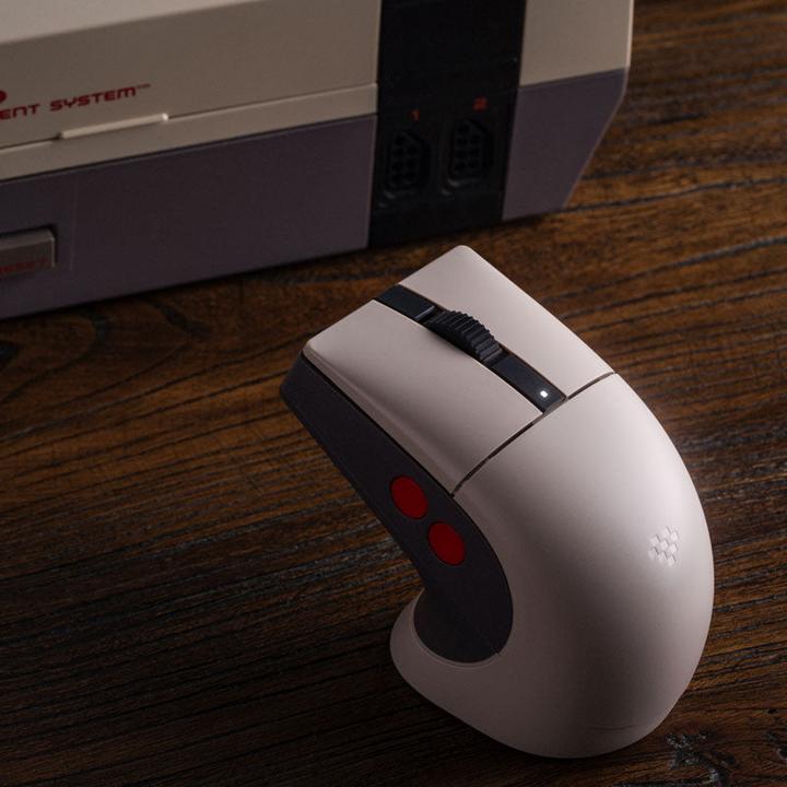 Produktbild 8bitdo Retro R8 (Kabelgebunden, Kabellos)