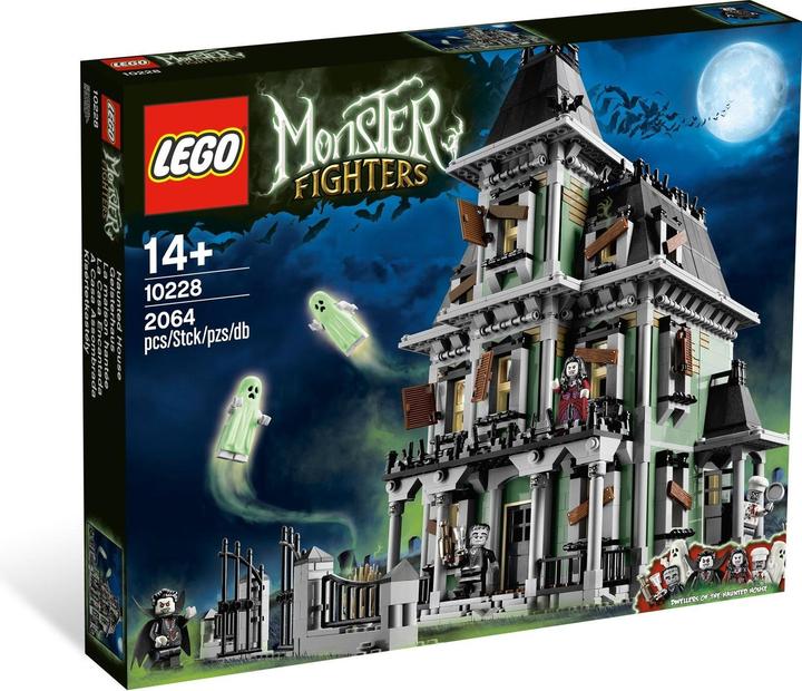 Actual product image LEGO Monster Fighters Haunted House (10228)