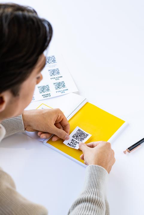 Actual product image HERMA QR code labels A4